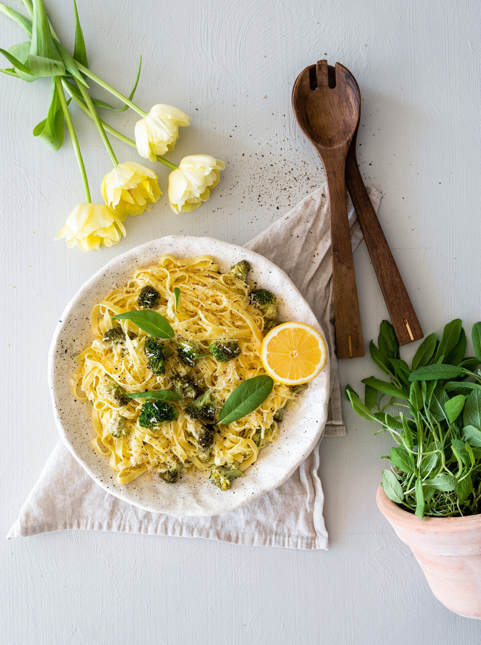 Sitruuna-parsakaalipasta