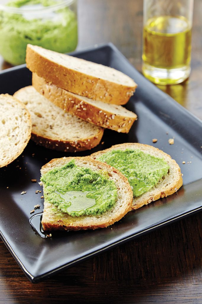 Cashew-hernepesto